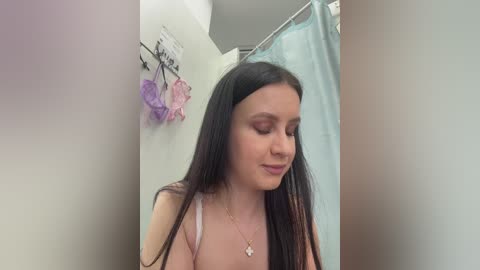 evaroughe free recording from 2026-04-16 00:51:00