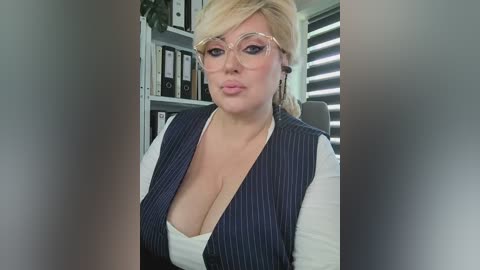 janna37 free recording from 2026-04-17 08:20:00