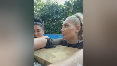 tvoyasamka77 free recording from 2026-04-17 00:29:00