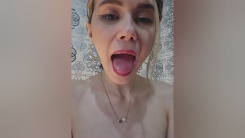 _little_devil free recording from 2026-04-19 00:00:00