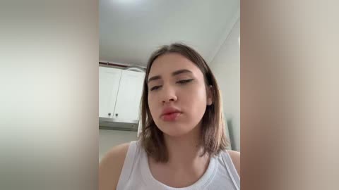 alizii free recording from 2026-04-19 02:16:00