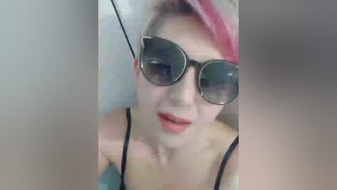 businka_25 free recording from 2026-04-19 00:03:00