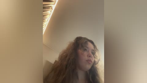 ladyemily free recording from 2026-04-19 00:09:00