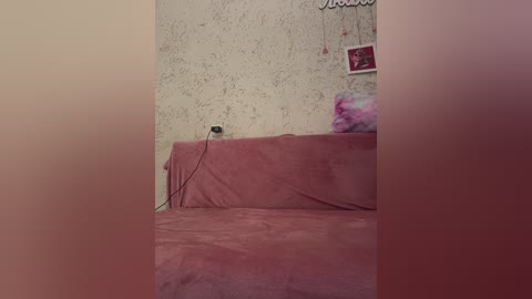 littledelora free recording from 2026-04-19 00:09:00