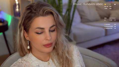 _queen_maria_ free recording from 2026-04-21 01:14:00