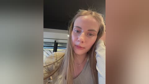 _vikkil0vescheese_ free recording from 2026-04-21 00:14:00