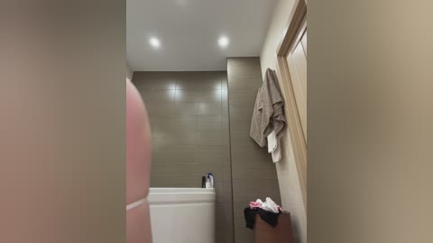 _x777x_ free recording from 2026-04-22 00:02:00