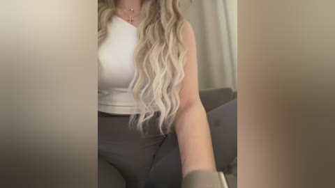 ledymiya free recording from 2026-04-21 02:04:00