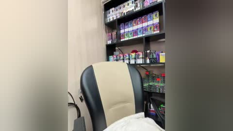 wild_catt free recording from 2026-04-21 00:37:00