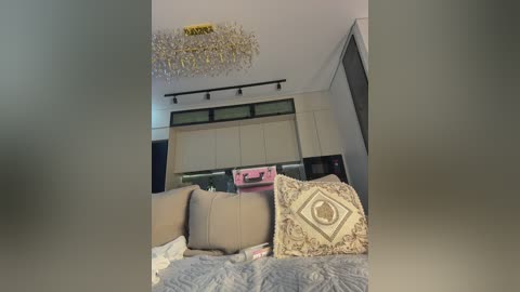 adel9 free recording from 2026-04-22 00:01:00