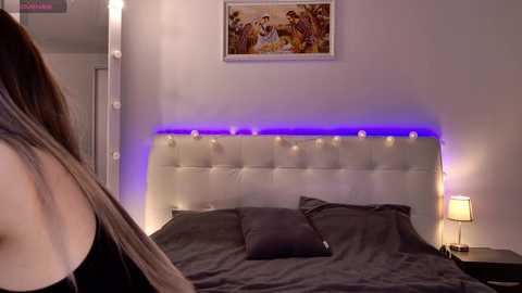 franksalise free recording from 2026-04-22 00:01:00