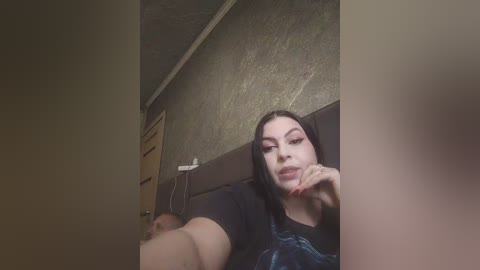 kissmabont free recording from 2026-04-22 00:32:00