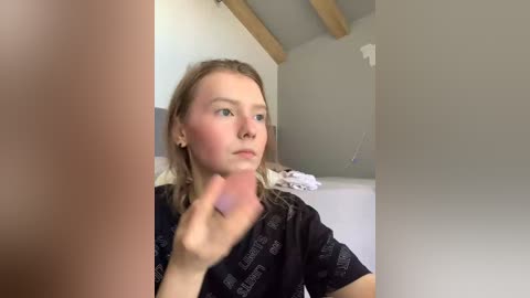 nezukoo free recording from 2026-04-22 03:09:00