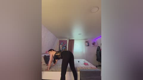 _maybebaby_ free recording from 2026-04-23 01:58:00