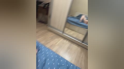 gloryholew free recording from 2026-04-23 16:00:00