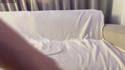 devochka_pripevochka free recording from 2026-04-24 03:05:00