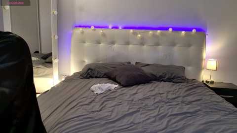 franksalise free recording from 2026-04-25 00:09:00