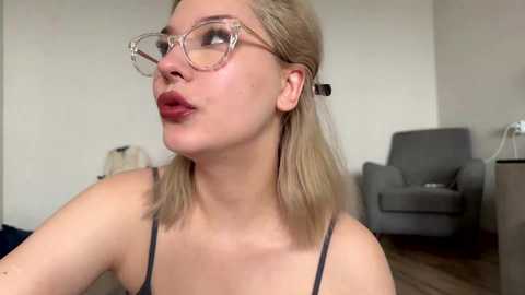 k1tty_cute free recording from 2026-04-25 00:06:00