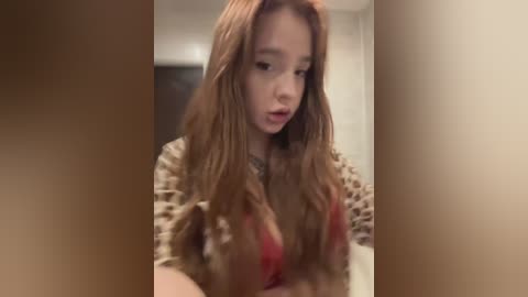 littledelora free recording from 2026-04-25 00:10:00