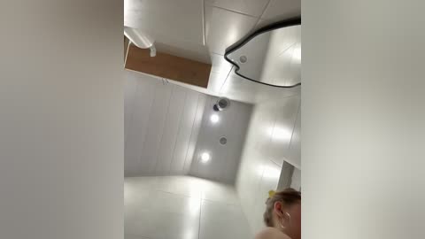 nezukoo free recording from 2026-04-25 00:09:00