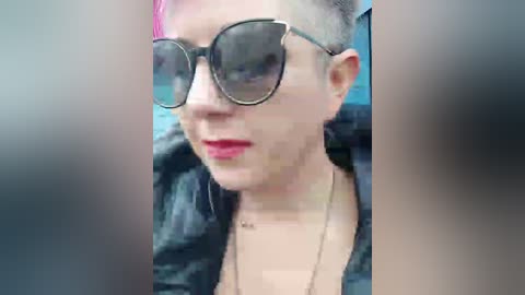 businka_25 free recording from 2026-04-26 00:23:00