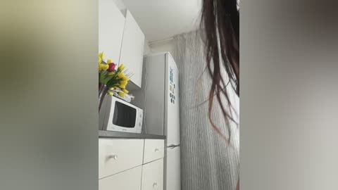 kiss_krisss free recording from 2026-04-27 00:09:00