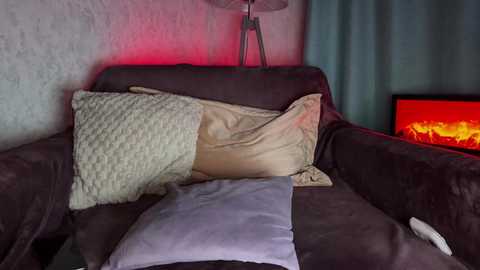 pinkfoxya free recording from 2026-04-28 01:00:00