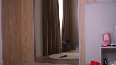 vanesasimon free recording from 2026-05-02 01:05:00